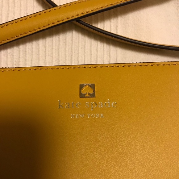 NWT Kate Spade Sawyer Street Declan Crossbody - Picture 2 of 5